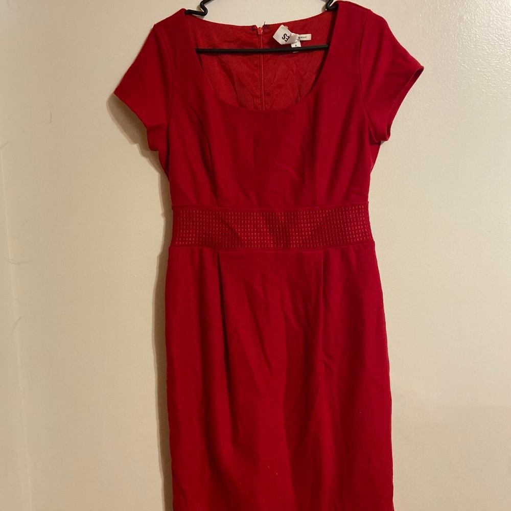 Red knee Length dress sz 6